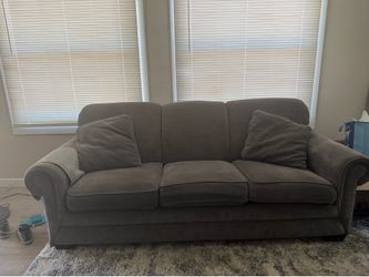 La Z Boy pullout queen couch