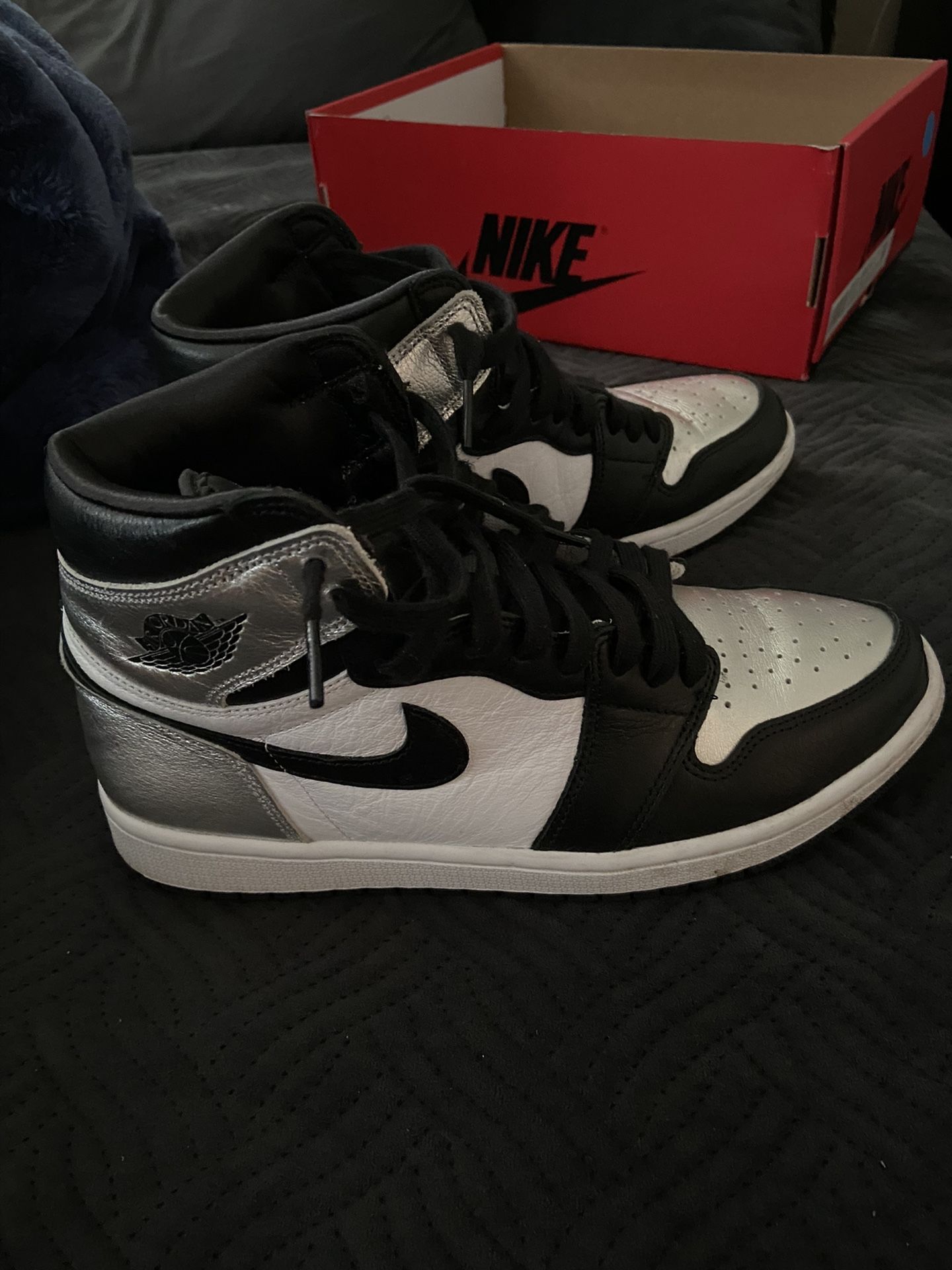 Jordan 1 Retro High Silver Toe