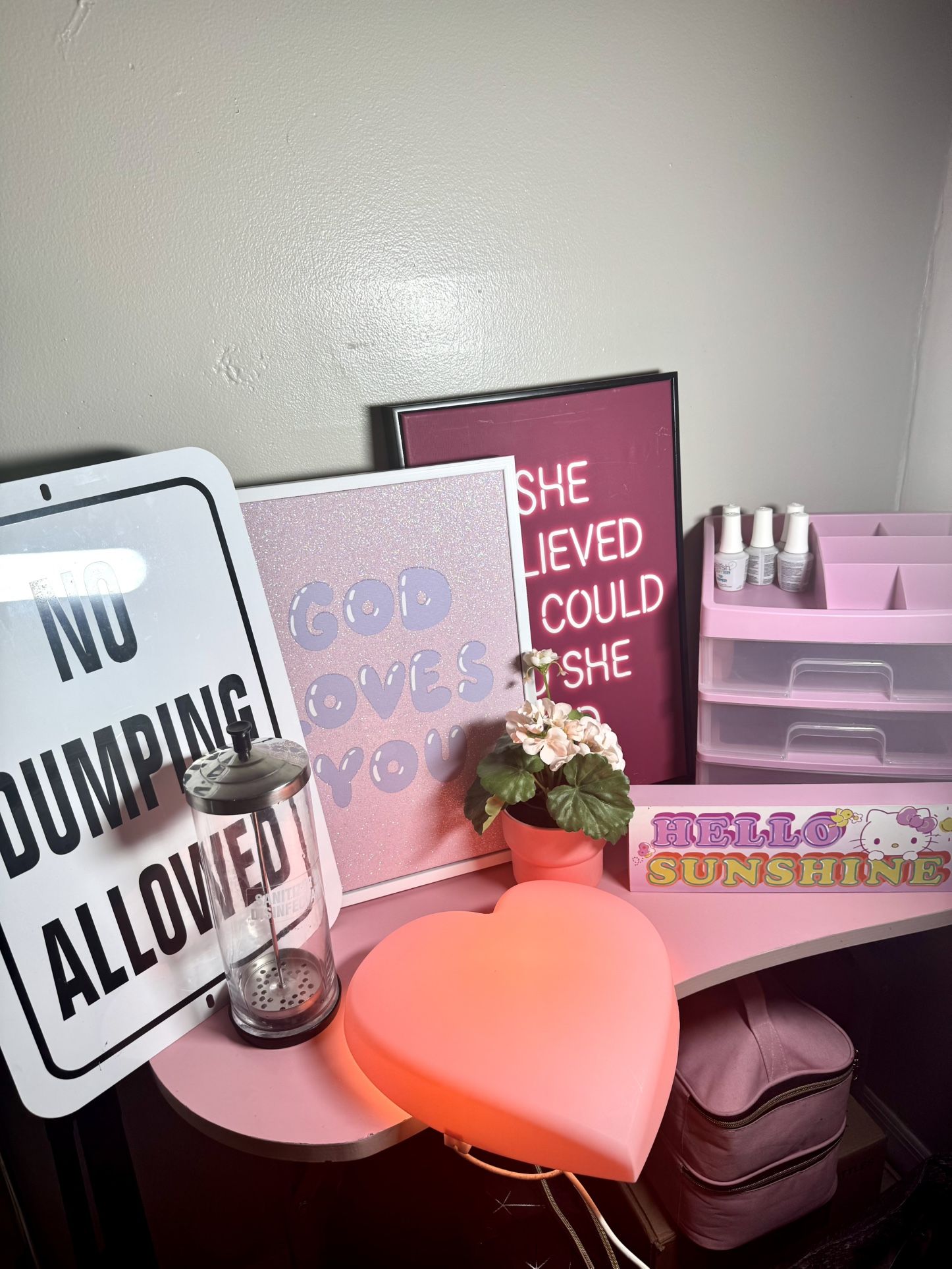 Pink Nail Studio Decor & Salon Supplies