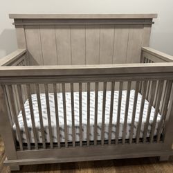 Soho baby Hampton convertible baby crib with ultra breathable mattress.
