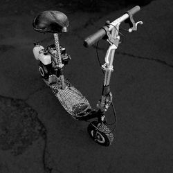 MOSQUITO TIGER SCOOTER RUNS GREAT EASY FOLDING FOR TRANSPORTATION FITS IN MOST TRUNKS (GAS)