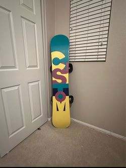 Burton Custom 158cm Flying V Snowboard + Size Large Burton Custom Bindings