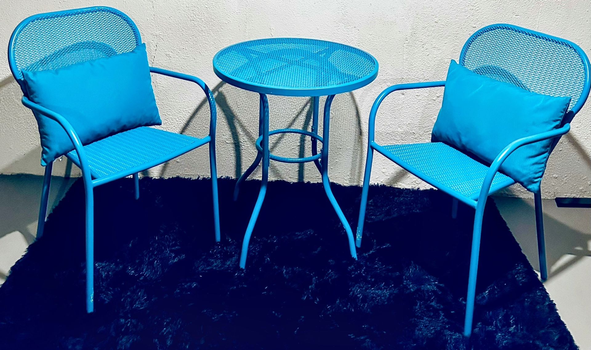 Bistro Set with Pillows