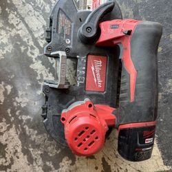 Milwaukee M12 Band Saw & Battery