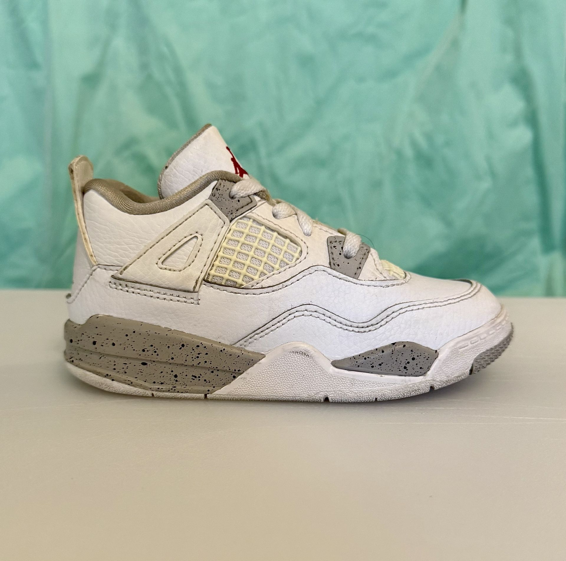 Air Jordan 4 Retro (PS) - Size 10C