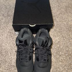 Jordan 4 Black Cat 2025 – Size 10 – Lightly Worn🔥🔥