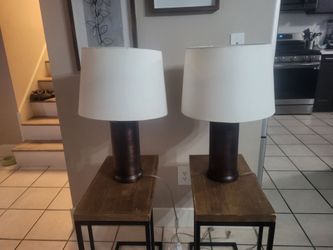 Nightstand/guest lamps