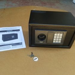 UNION SAFE COMPANY 0.37 CU. FT. ELECTRONIC DIGITAL SAFE				 