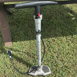 Tire Pump