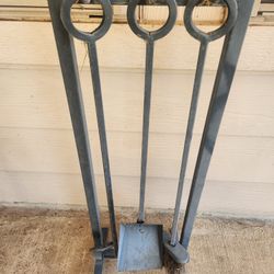 Vintage Rought Iron Fire Place Tool Set.