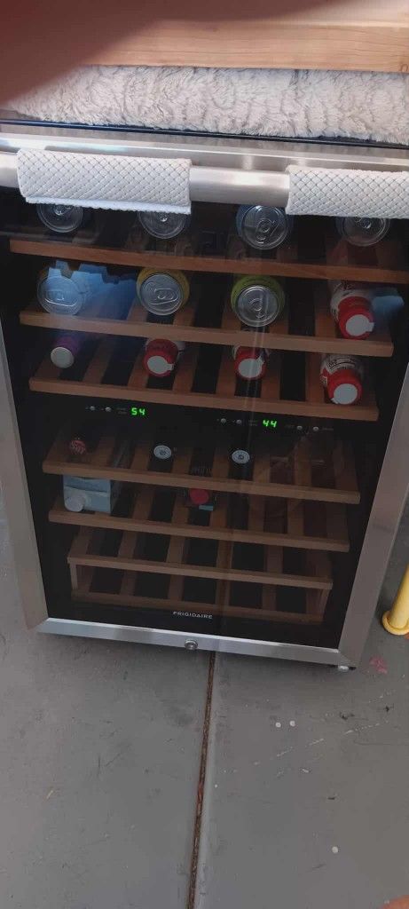 Wine Cooler With Dual Temperature