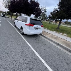 2014 Toyota Sienna