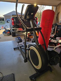 ProForm Carbon EL Elliptical