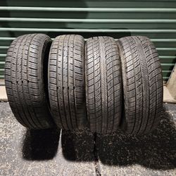 225 65 17  2 Tires Crossover And  2 Tiger  Good Condition 