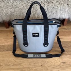 YETI Hopper 30 Soft Cooler