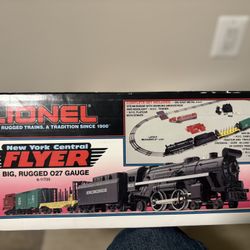 Lionel Flyer Train Set