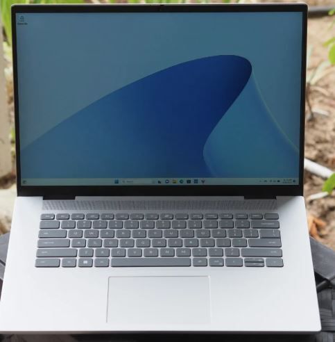 Inspiron 16 🚀 Built for Work, Ready for Life - $5 DOWN AVAILABLE