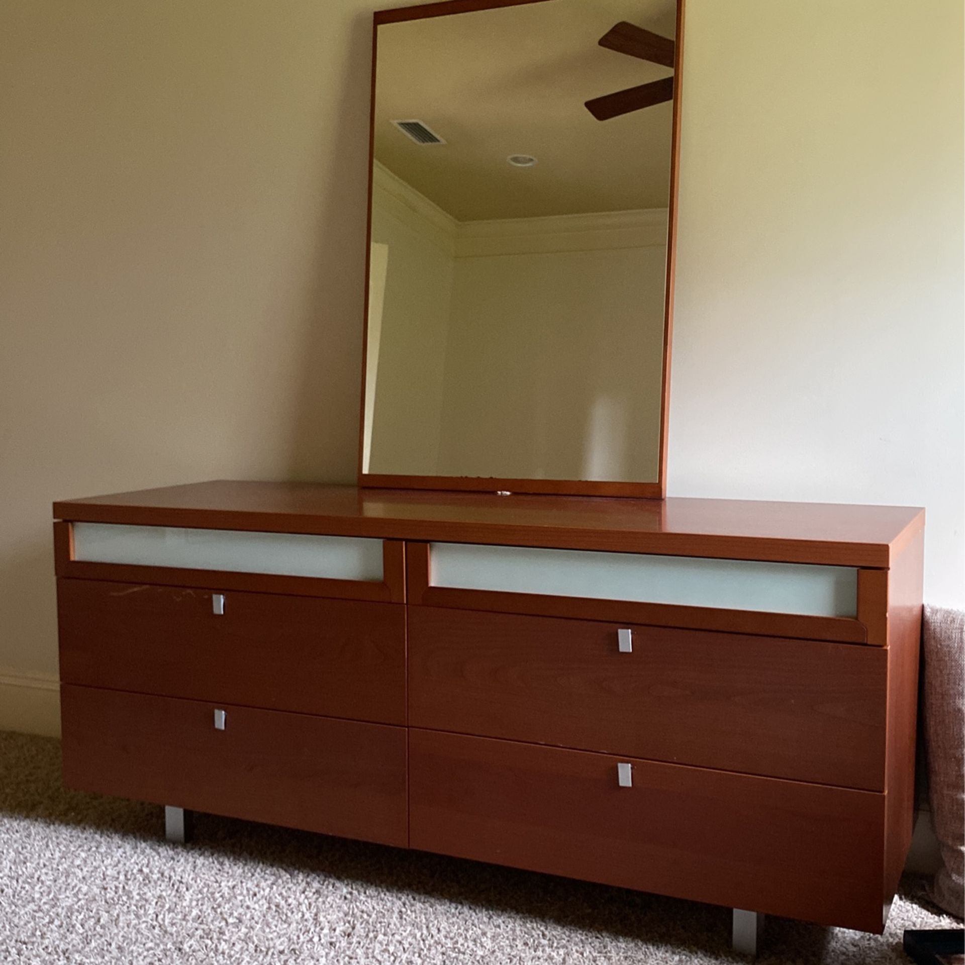 Bedroom Set With Queen Bed