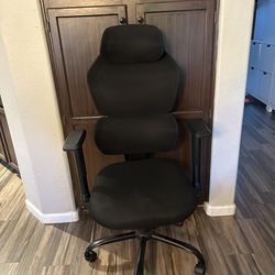Gaming chair