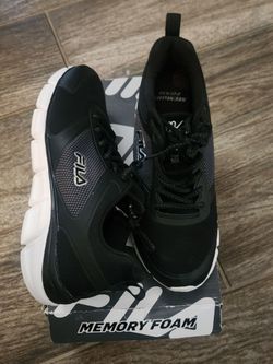 Mens Fila Memory Foam Shoes Size 9.5