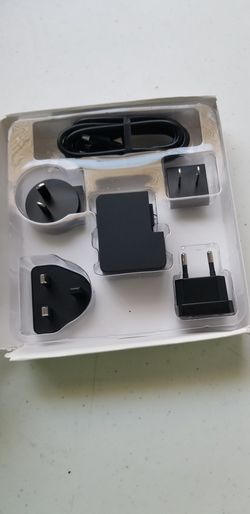 Assorted plugs (NEW)