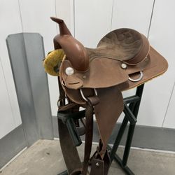 Wintec Western Saddle 16” Brown Synthetic Excellent Condition