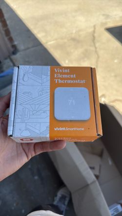VIVINT ELEMENT SMART THERMOSTAT