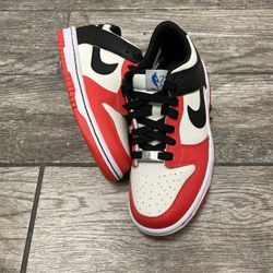 Nike Dunk Low “Chicago”