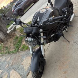 2007 Ducati Monster 695