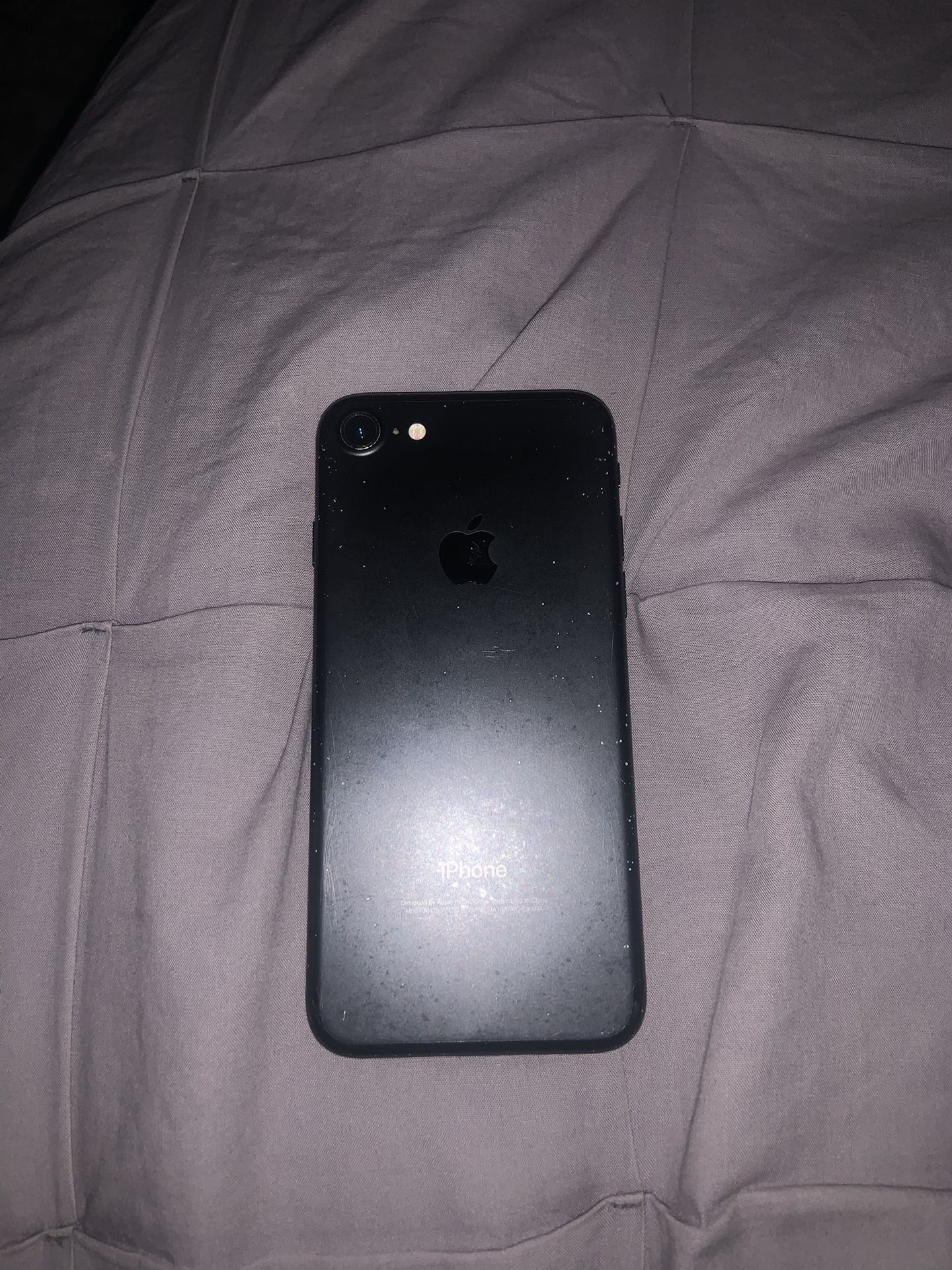 iPhone 7(Unlocked)