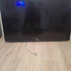 42 Inch TV 