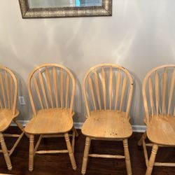 Set of 4 Wooden Dining Chairs