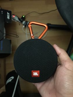 JBL Clip 2
