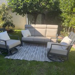 Sunvilla Outdoor Seating Set