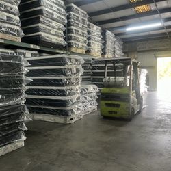   ✅✅TWIN,FULL,QUEEN AND KING MATTRESS STARTING AT $150‼️A SET BEST PRICE IN TOWN BEST PRICE ON  BRAND NEW PLUSH TOP MATTRESS