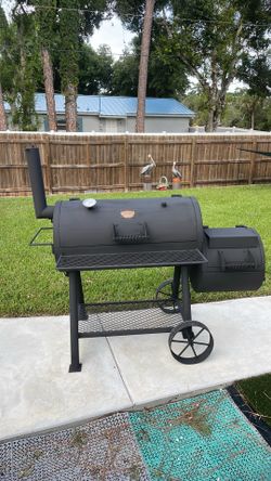 Grill/ Smoker