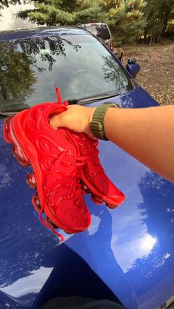 Nike Vapormax Plus - Triple Red