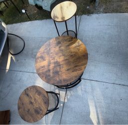 Industrial Round Nesting Side Tables Set of 3