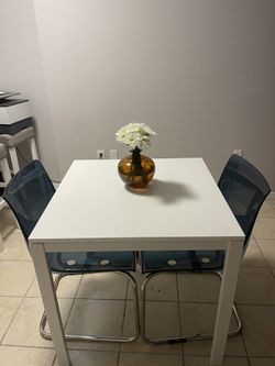 Adorable Kitchen Table With Blue Chairs