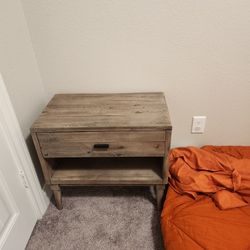 2 End Tables/Night Stands Grayish Brown