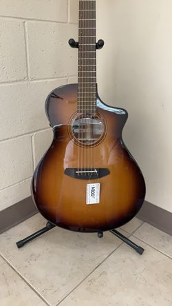 BREEDLOVE ORGANIC SOLO PRO CONCERT CE ACOUSTIC-ELECTRIC SLCN44XCERCAM WC 12-STRING.