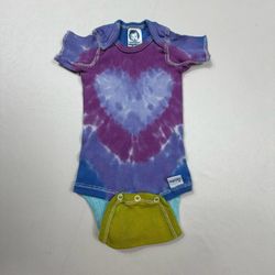 Gerber Newborn Tie-Dye Heart Onesie Bodysuit