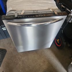 Frigidaire Gallery Dishwasher 