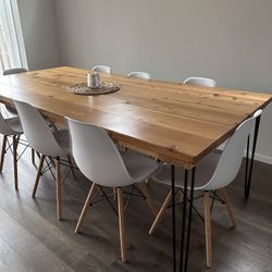 Dining Table with 8 Chairs 