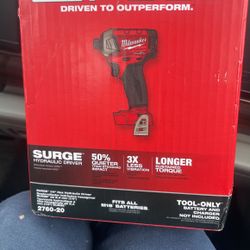 Milwaukee. 1/4” Surge   Hex Hydraulic Driver