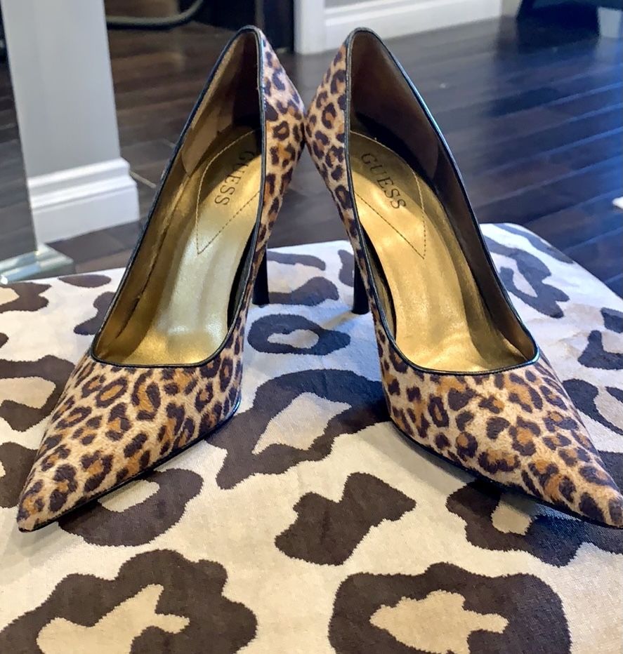 Guess leopard heels size 6.5
