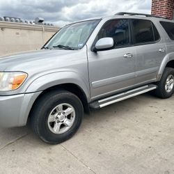 2005 Toyota Sequoia