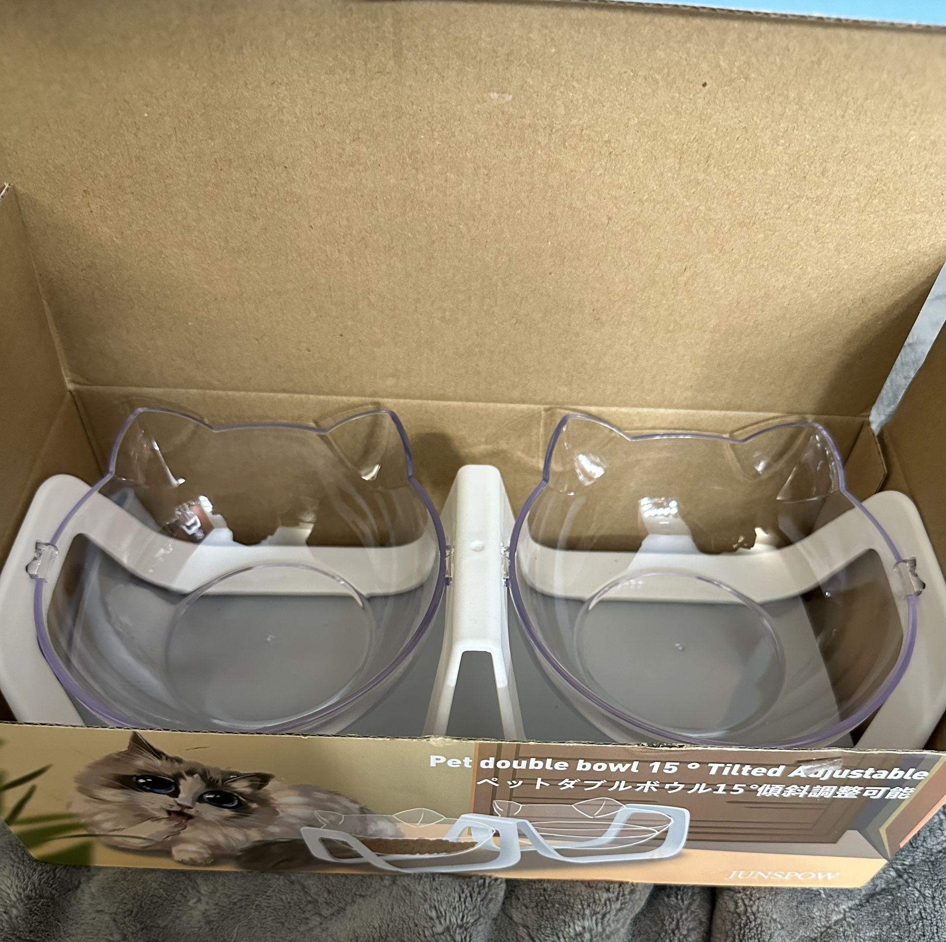 Brand New Cat Food And Water Bowl Set 