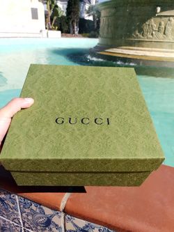 Authentic Gucci Gift Box With Envelope 