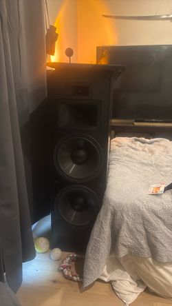 KLIPSCH KLF-30 speakers